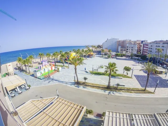 Espectacular Piso Reformado con Vistas al Mar en La Mata - ¡Tu Refugio Mediterráneo! — 38