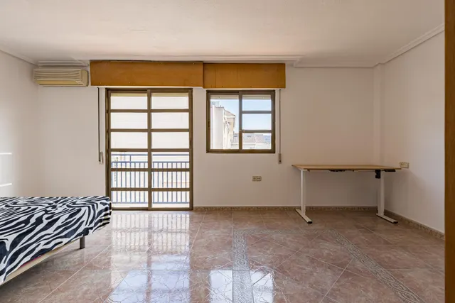 Dúplex con garaje privado y piscina comunitaria en Los Rectores. — 15