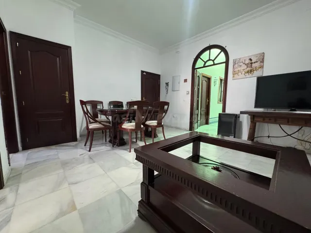 Magnifica vivienda con muchísimas posibilidades. Ideal para  - foto 3