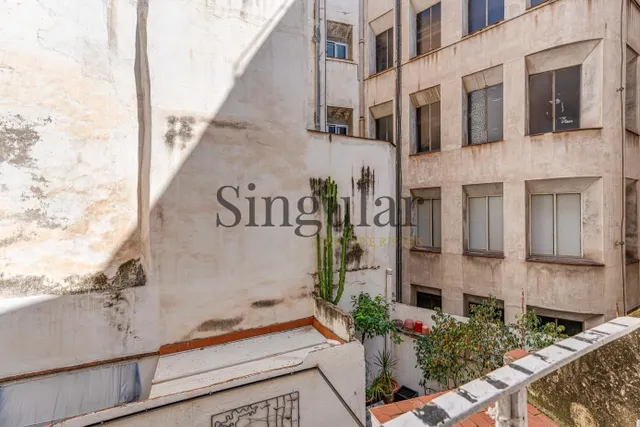 Piso reformado a estrenar en el Barrio Gótico de Barcelona — 25