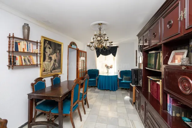 CASA EN PLENO CENTRO DE ALHENDIN — 3