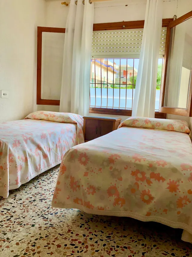 Villa privada con 6 habitaciones frente al mar en Guardamar playa. — 41