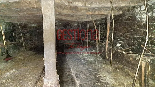 CABAÑA DE PIEDRA EN SOBA. VALDICCON — 14