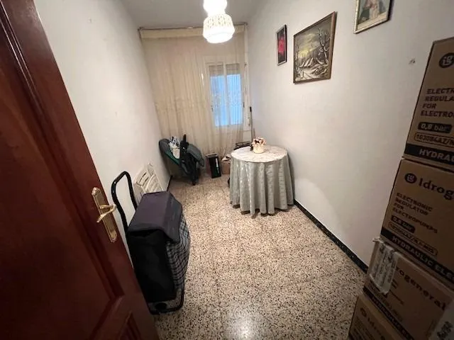 PISO  CON PARKING EN VENTA EN ESPLUGUES , C/ VIDAL I RIBAS — 14