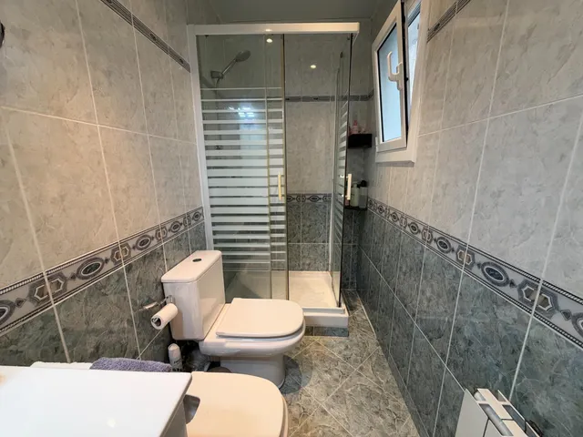 Último piso de 4 dormitorios con balcón — 35