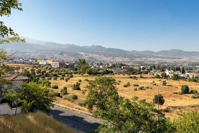 Solar con proyecto en una de las mejores zonas de Granada — 13