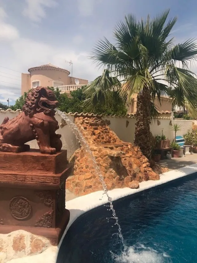 Hermosa y acogedora villa en Ciudad Quesada — 46
