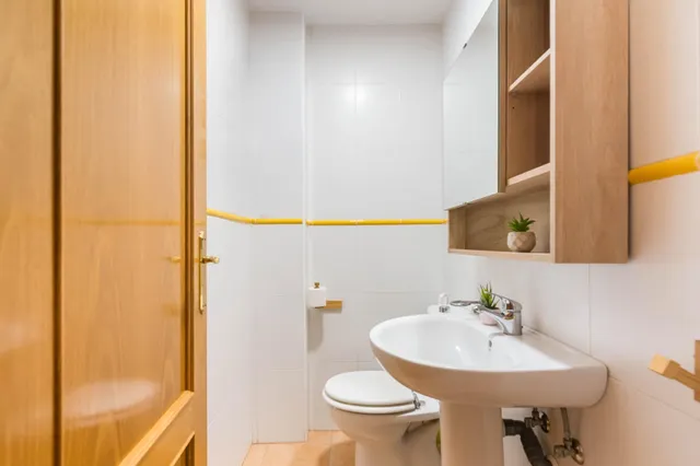 Dúplex amplio de 5 dormitorios con patio, terraza y buhardilla en San José de la Montaña — 17