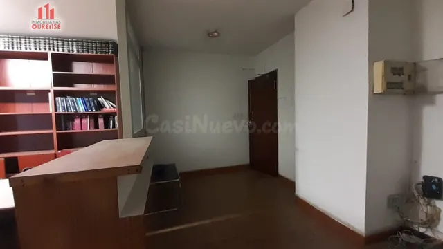 AMPLIA OFICINA CON TRES DESPACHOS EN EL CENTRO. - foto 4