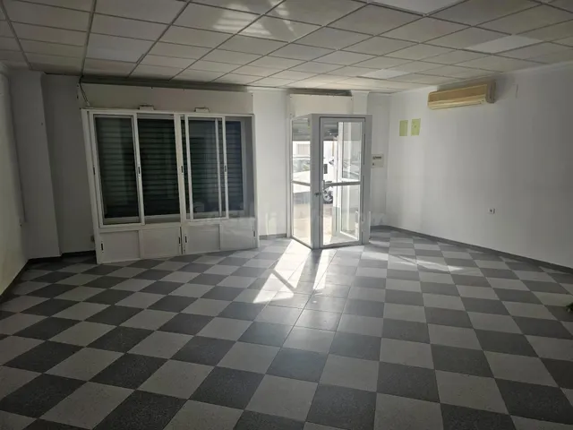 Local comercial 80m² en alquiler - Barrio La Concordia — 5