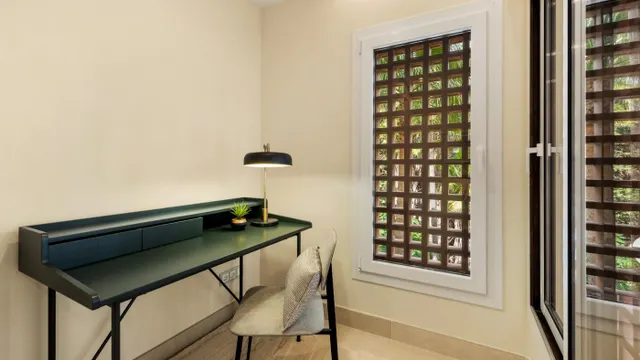 APARTAMENTO TOTALMENTE REFORMADO CON VISTAS DESPEJADAS AL MAR EN VENTA EN BAHÍA DEL VELERÍN, ESTEPON — 37