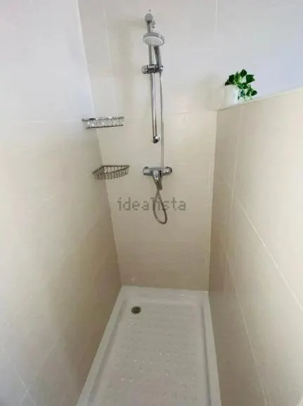 ALQUILER DE LINDA VIVIENDA REFORMADA ZONA ALTOZANO CON TERRAZA — 26