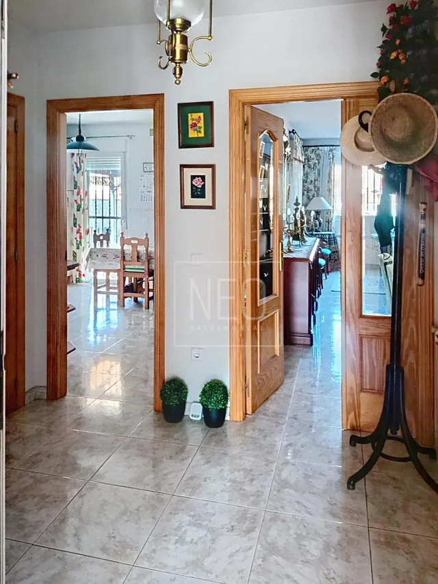 UNIFAMILIAR INDEPENDIENTE EN CALLE ALCORCON, MORALEJA DE ENMEDIO. — 23