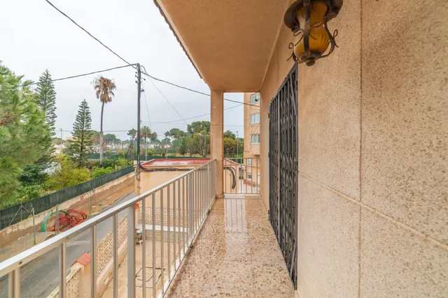 Amplio Chalet independiente en Santiago de la Ribera por €285,000 — 18