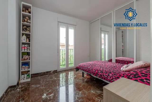 Encantadora Casa Reformada en Ogijares con Vistas y Espacios para Disfrutar — 28
