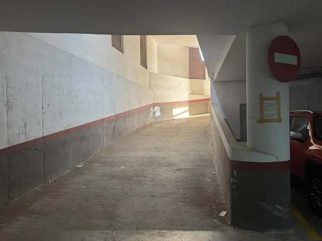 PARKING EN VILA-REAL ZONA PISCINAS - foto 3