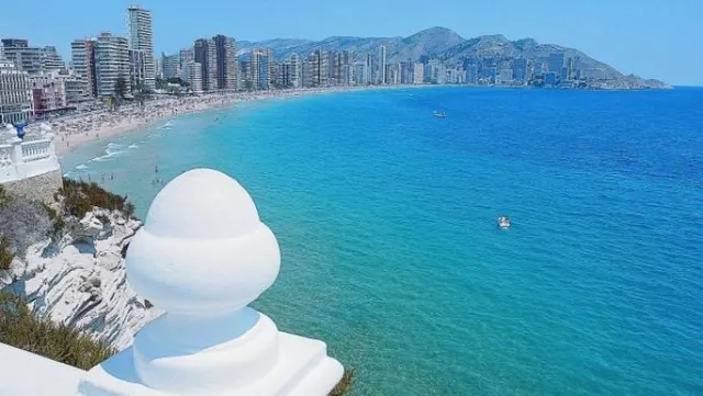 CHALET  CON VISTAS AL MAR — 21