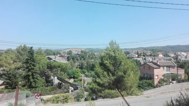TERRENO EDIFICABLE EN NAVARCLES - foto 5