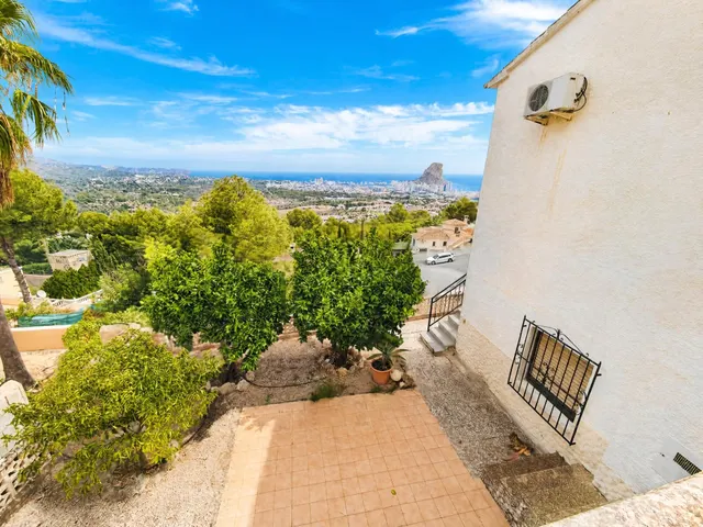 Villa Mediterránea en Calpe con vistas al mar, Peñón de Ifach y apartamento independiente — 28