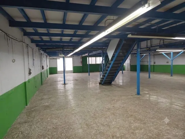 Venta de nave — 12
