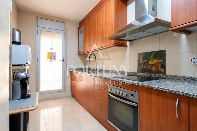 Piso en venta en calle Bobila, Valls. - foto 3