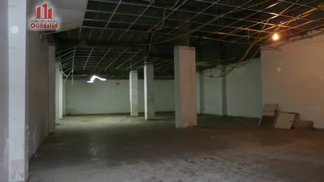 AMPLIO LOCAL COMERCIAL EN EL VEINTIUNO — 6