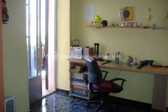 Se alquila piso de estudiantes en Virgen de la Montaña - foto 4