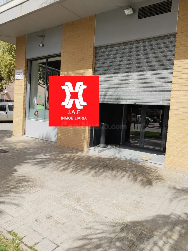 J.A.F INMOBILIARIA ALQUILA LOCAL COMERCIAL SEMINUEVO EN MONC
