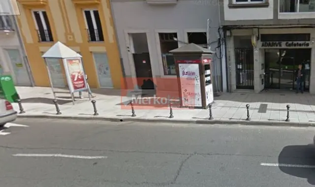 SE ALQUILA BAJO CÉNTRICO EN RONDA  DE LA MURALLA — 9