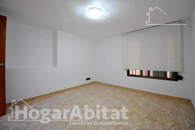 Espacio familiar y comodidad absoluta en este piso totalmente exterior con garaje privado cerrado — 20