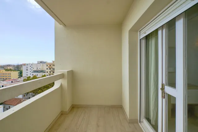 Amplio piso en el centro de Marbella – con vistas al mar y al Casco — 8