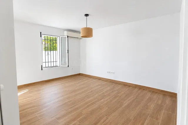 CASA EN ALQUILER CON DOS PLANTAS, 3 habitaciones Y AMPLIA TE - foto 3