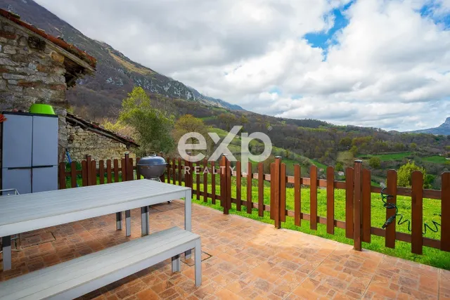 GRAN OPORTUNIDAD DE INVERSIÓN, CASA RURAL CON OPORTUNIDAD DE - foto 4