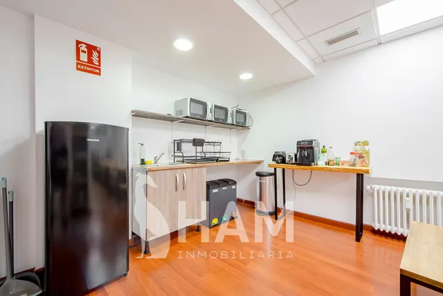 Local de 289 m2 en Padre Damián, Chamartín — 38