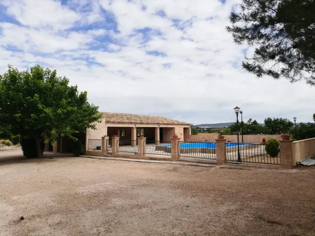 Villa 8 habitaciones 1000m² en venta - Ayuntamiento — 3
