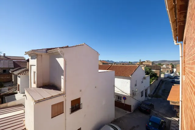 SE VENDE AMPLIO PISO EXTERIOR EN DÚRCAL GRANADA INCLUYE LOCAL — 33
