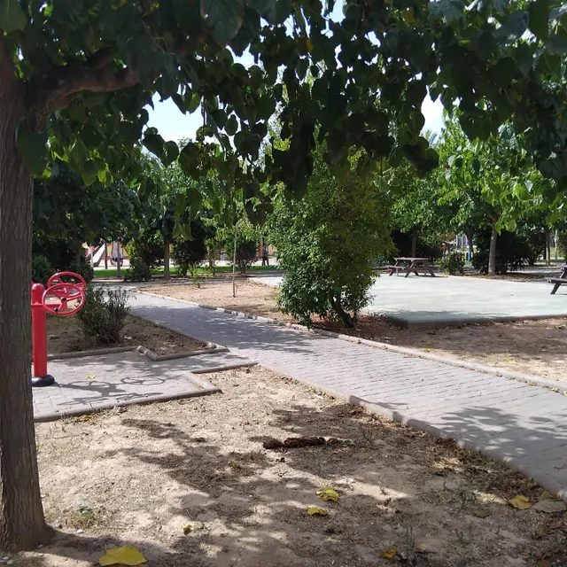 PISO con terraza y parking a lado - Parque del Langostino — 41
