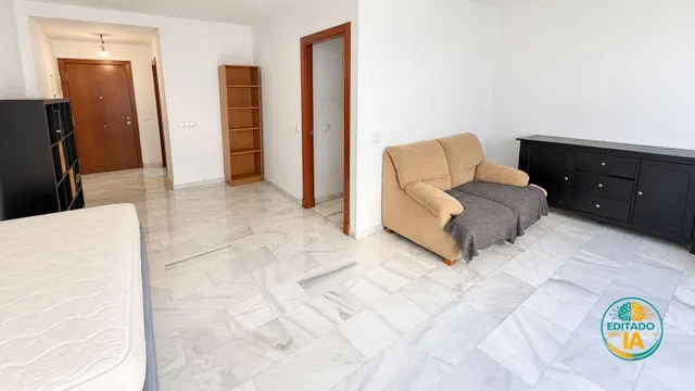 GRAN PISO CON ASCENSOR EN LA BARRIADA ESPAÑA, AVENIDA SANIDAD PUBLICA. — 6