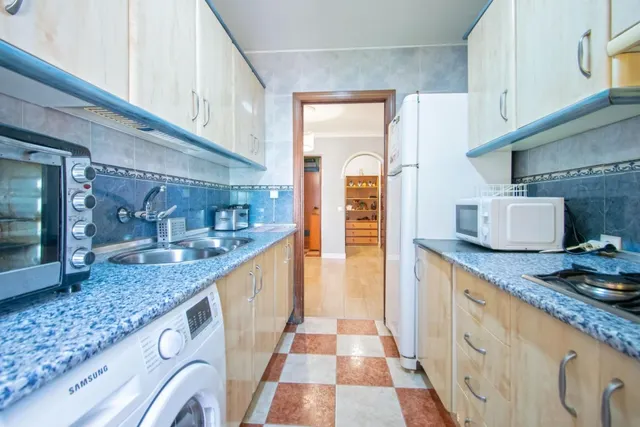 Magnífica vivienda exterior junto al Metro en Montequinto (Dos Hermanas) — 8