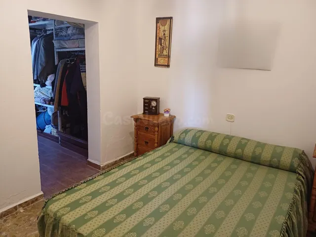Casa con amplia parcela y piscina en torrecera — 5