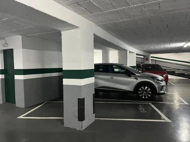 Plaza de parking en venta en calle Sardenya, Barcelona: 7,09 - foto 5