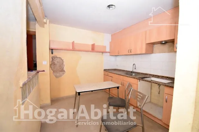 PARA REFORMAR EN EL CENTRO DE TORRENT CON PATIO Y TERRAZA — 8