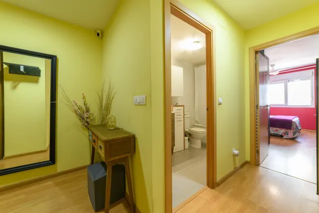 Piso moderno, luminoso y céntrico con garaje — 15