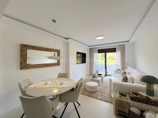 Planta baja 2 habitaciones 121m² en alquiler - Marbella - foto 3