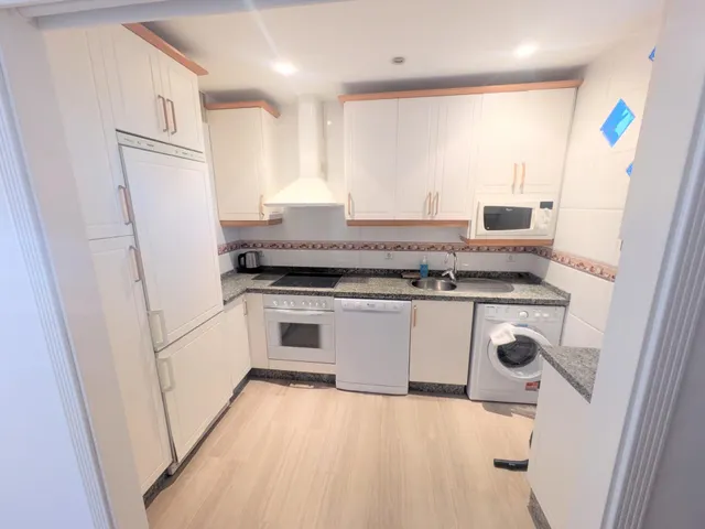 Piso en Puerto Marina, Benalmadena — 10