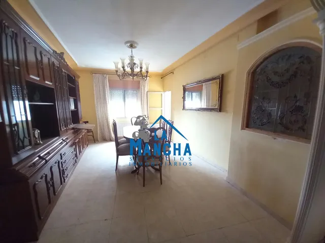*95.000€* inmobiliaria la mancha vende preciosa casa de 3 habitaciones en el pueblo de Barrax ( Albacete ). — 7
