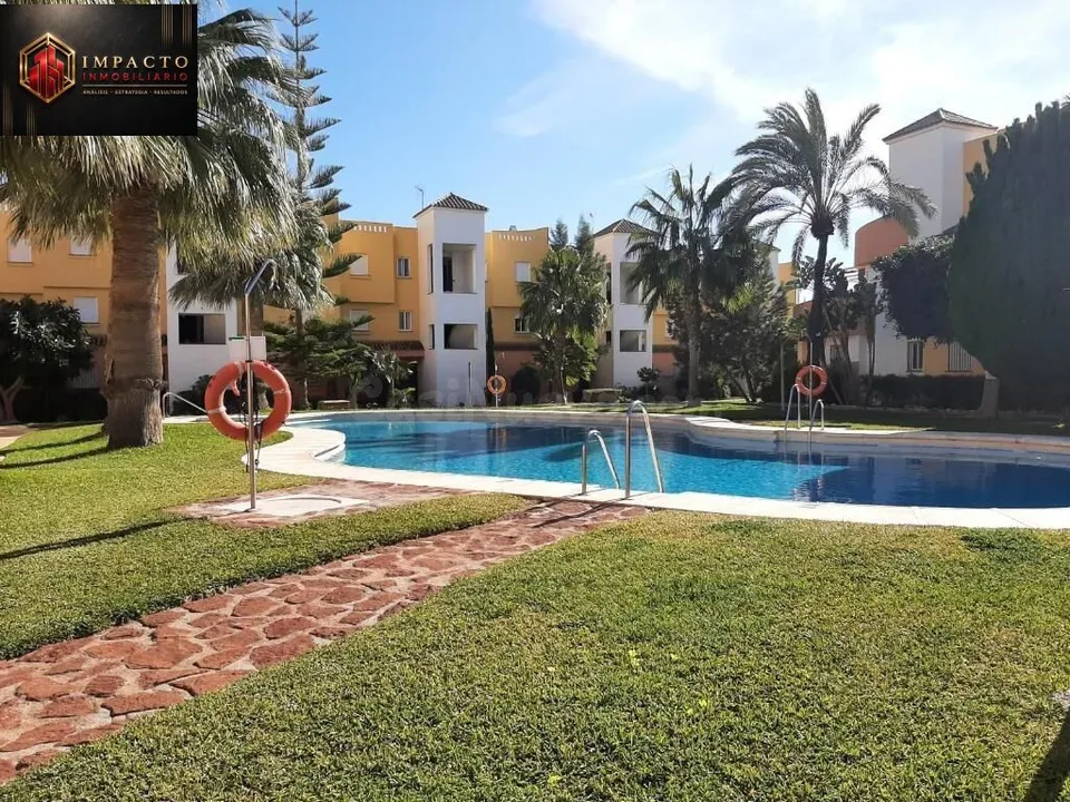 Piso en venta en Avenida Cañada Julián