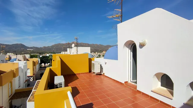 ¡Encantador dúplex de 3 dormitorios listo para entrar a vivir en San Juan de los Terreros! — 41