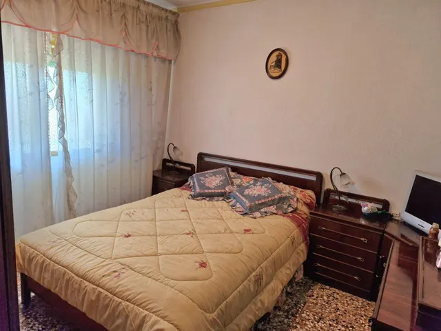 CASA CON TERRENO EN HONDON DE LAS NIEVES — 19