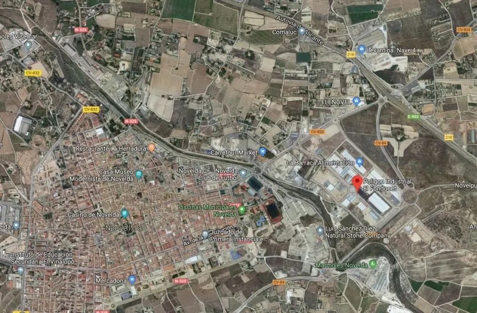 Terreno URBANO  para uso terciario dotacional en Polígono Fondonet - Novelda (Alicante)
